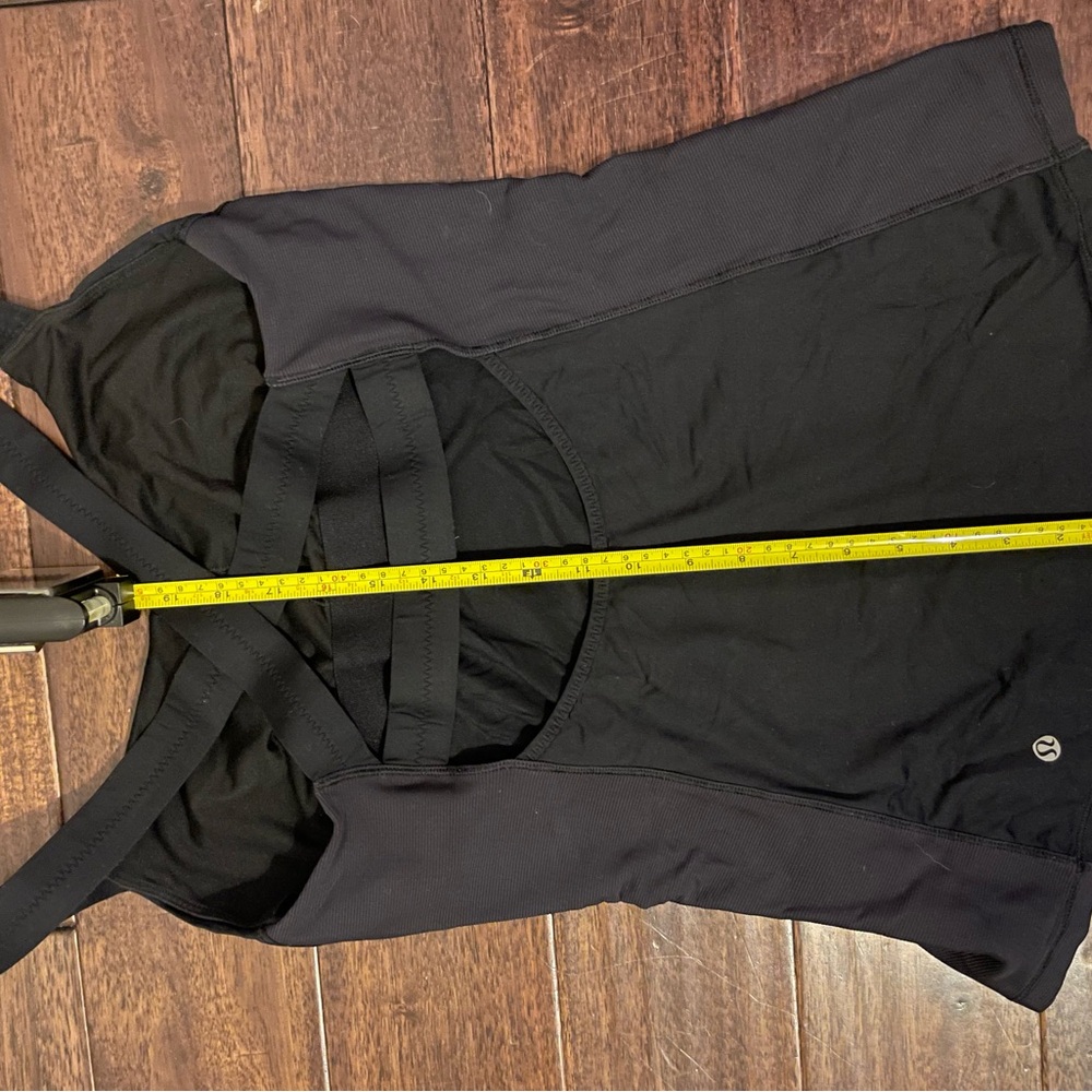 Lululemon Cross-back Tank - Picture 4 of 4